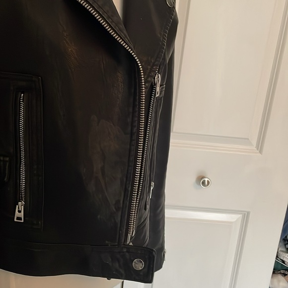 Used / Worn Coolest Black Topshop Faux Leather Jacket - Picture 6 of 9